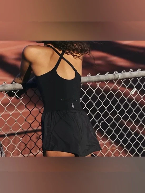 FP MOVEMENT RIGHTEOUS RUNSIE - Picture 2 of 5